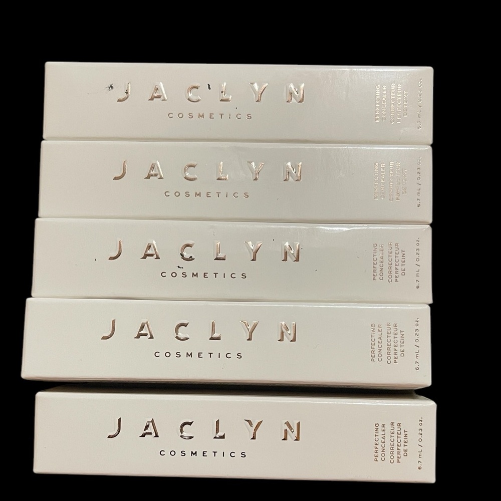 🌼💜NEW JACLYN COSMETICS CONCEALER. $15 Each or bundle with other cosmetics